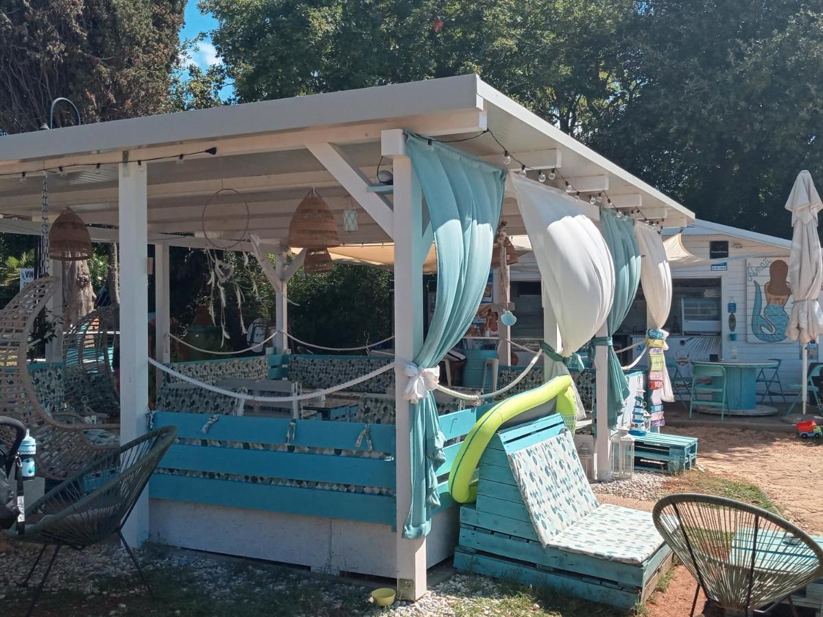 Apartman Sole Apartman Karigador Kültér fotó